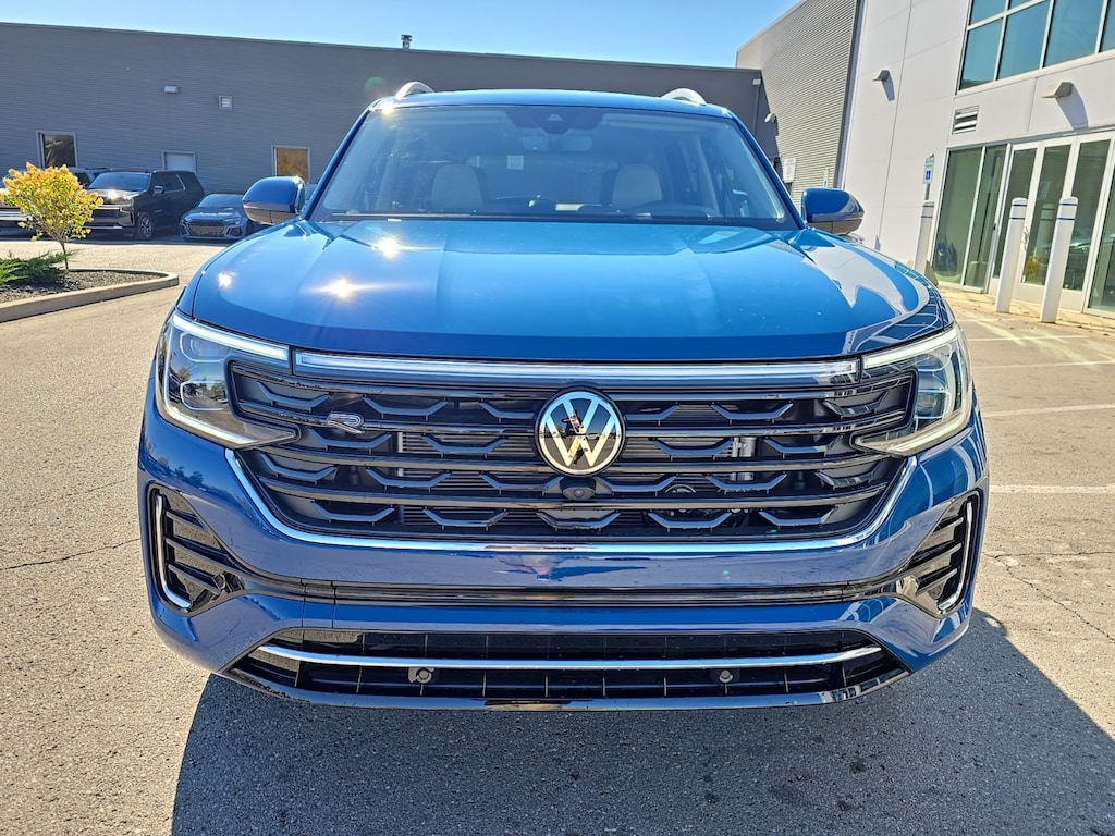New 2026 Volkswagen Atlas 2.0T SEL Premium R-Line SUV