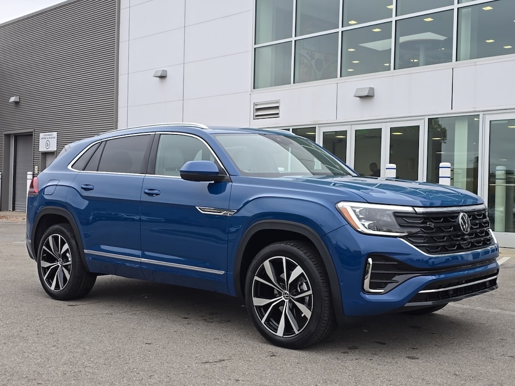 New 2026 Volkswagen Atlas Cross Sport 2.0T SEL Premium R-Line SUV