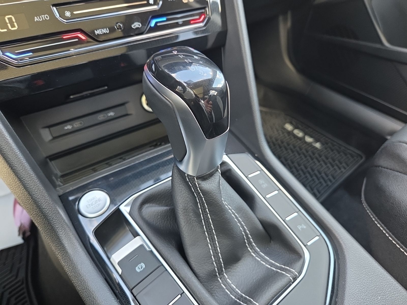 2026 Volkswagen Taos SEL - Photo 25