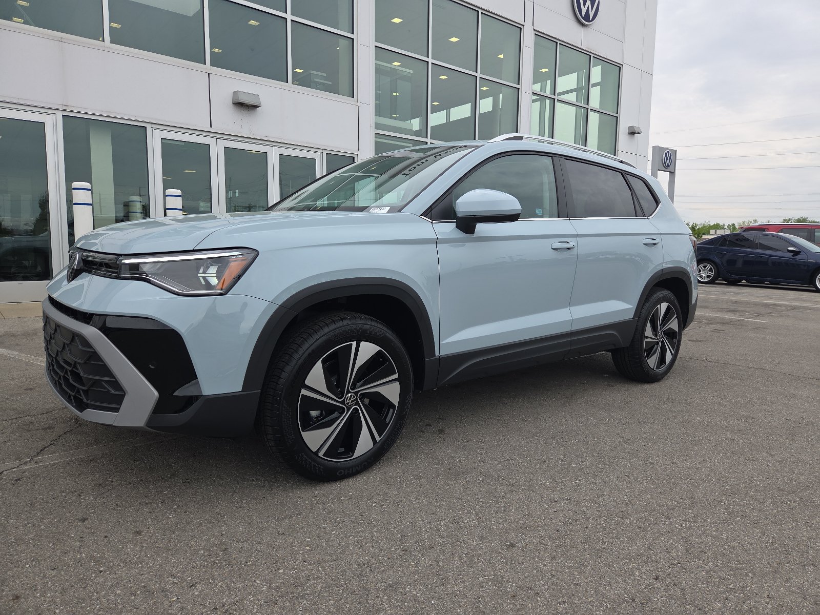 2026 Volkswagen Taos SE - Photo 8