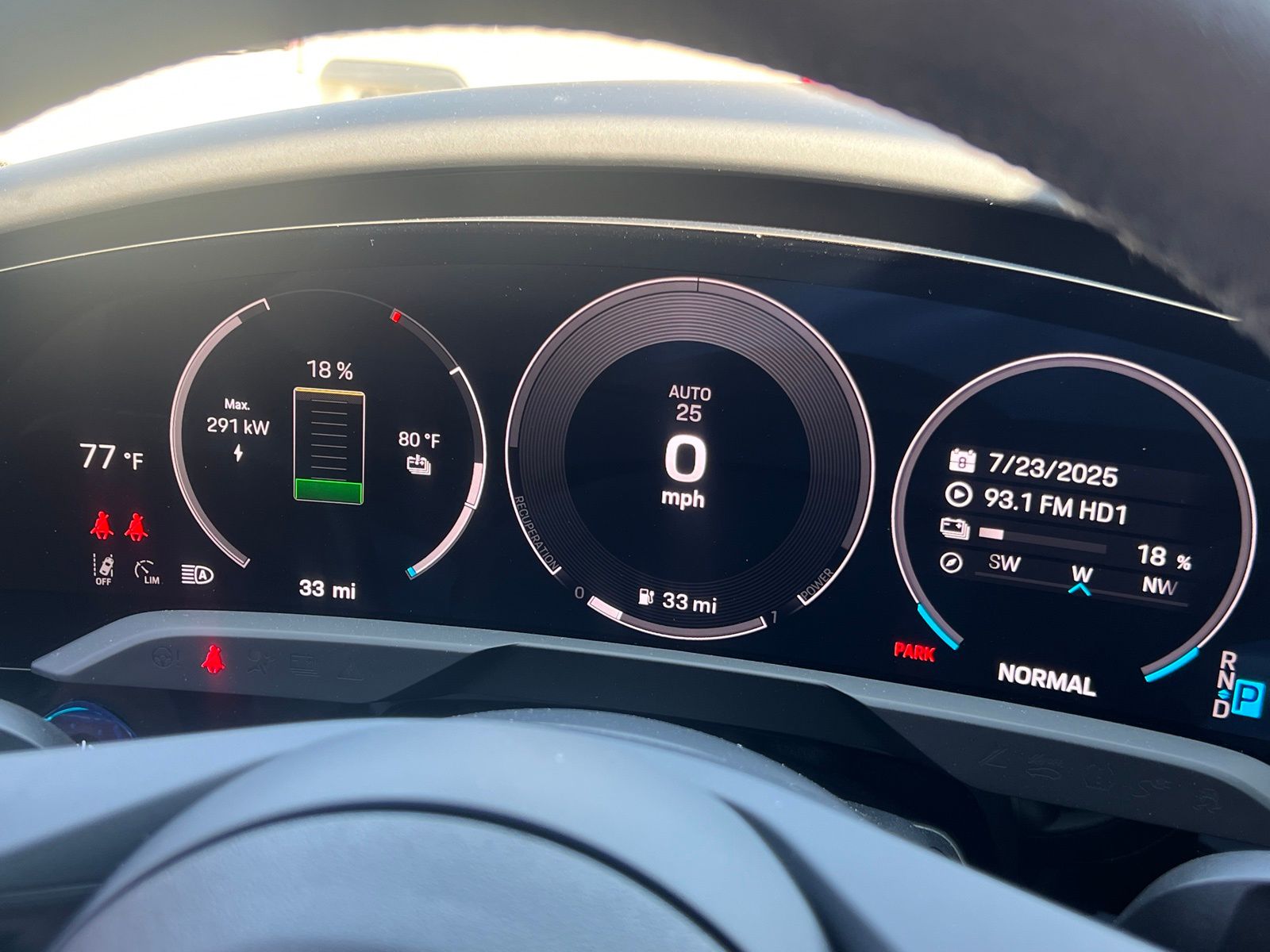2025 Porsche Taycan Base - Photo 24
