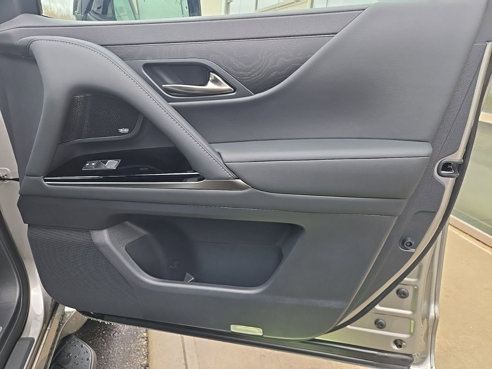 2026 Lexus LX 700h Luxury - Photo 29