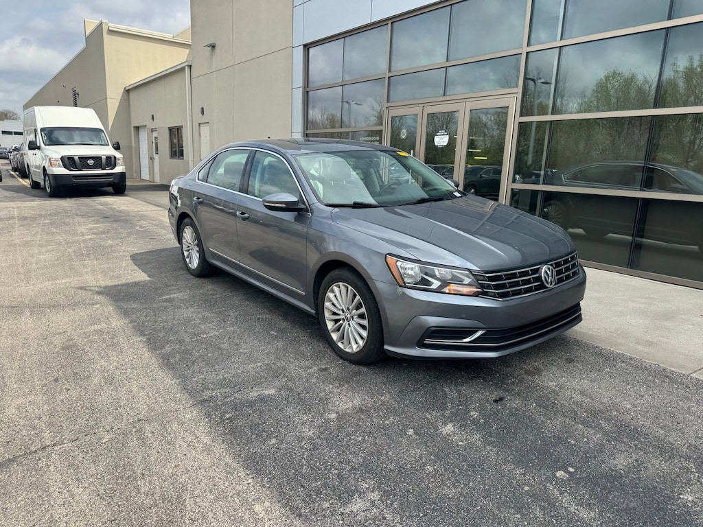 Used 2017 Volkswagen Passat 1.8T SE Sedan