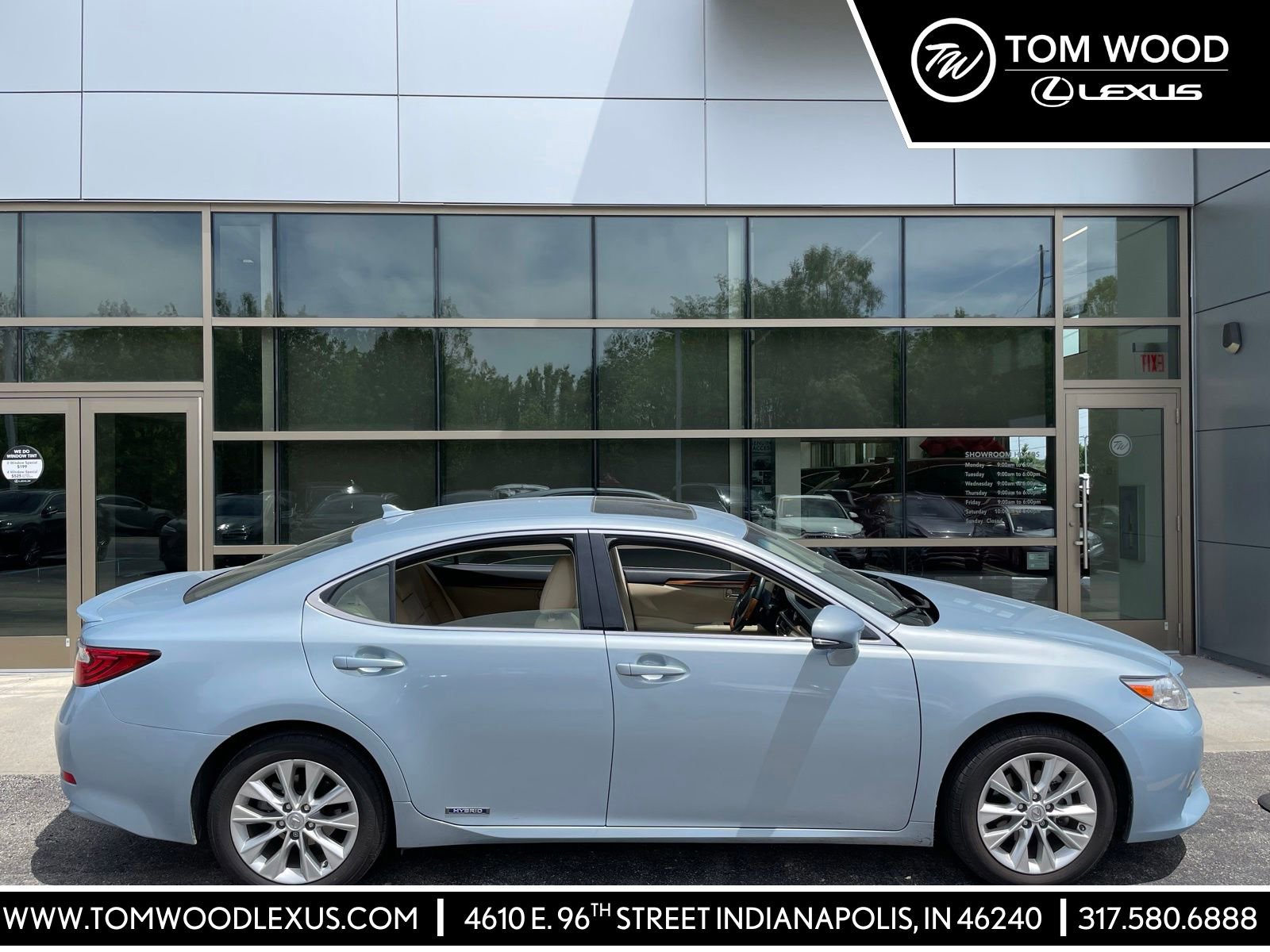 2013 Lexus ES 350 300h's photo