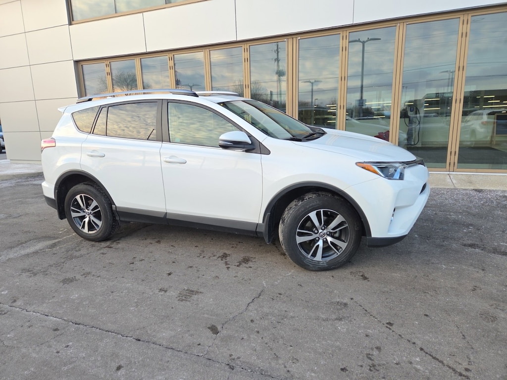 Used 2017 Toyota RAV4 XLE SUV