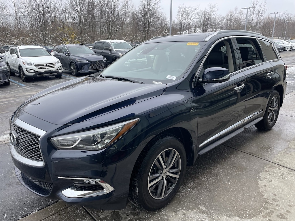 Used 2019 INFINITI QX60 LUXE SUV