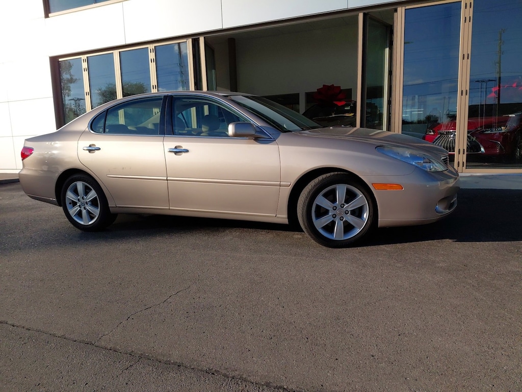Used 2005 Lexus ES 330 Sedan
