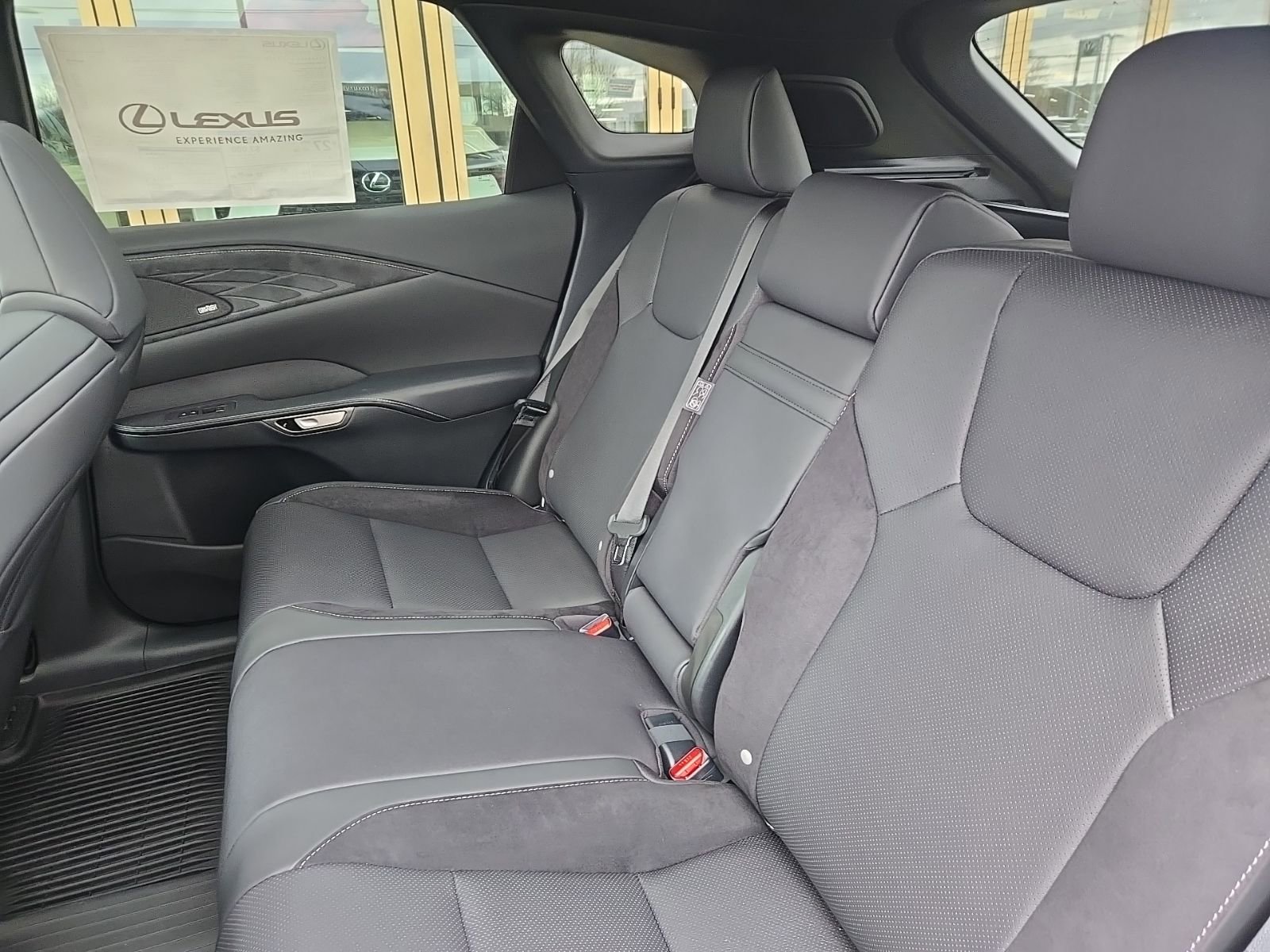 2026 Lexus RX 500h F-Sport - Photo 29