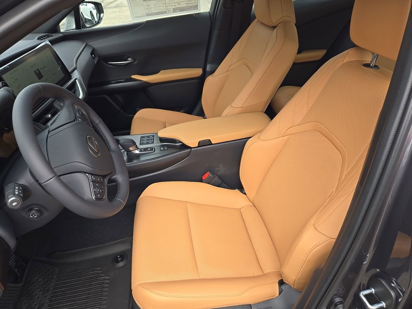 2026 Lexus UX Hybrid 300h Premium - Photo 20