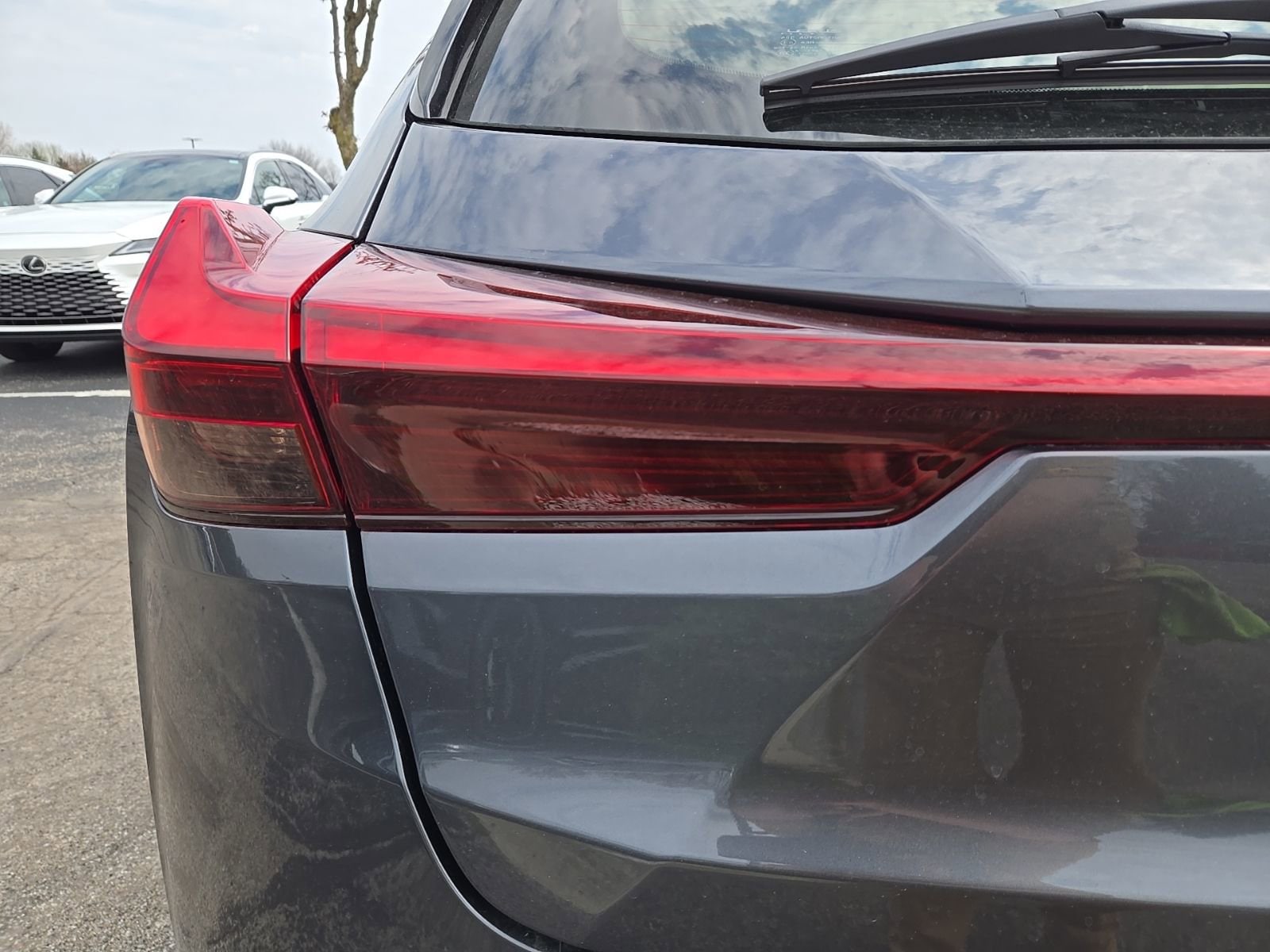 2026 Lexus UX Hybrid 300h Premium - Photo 9