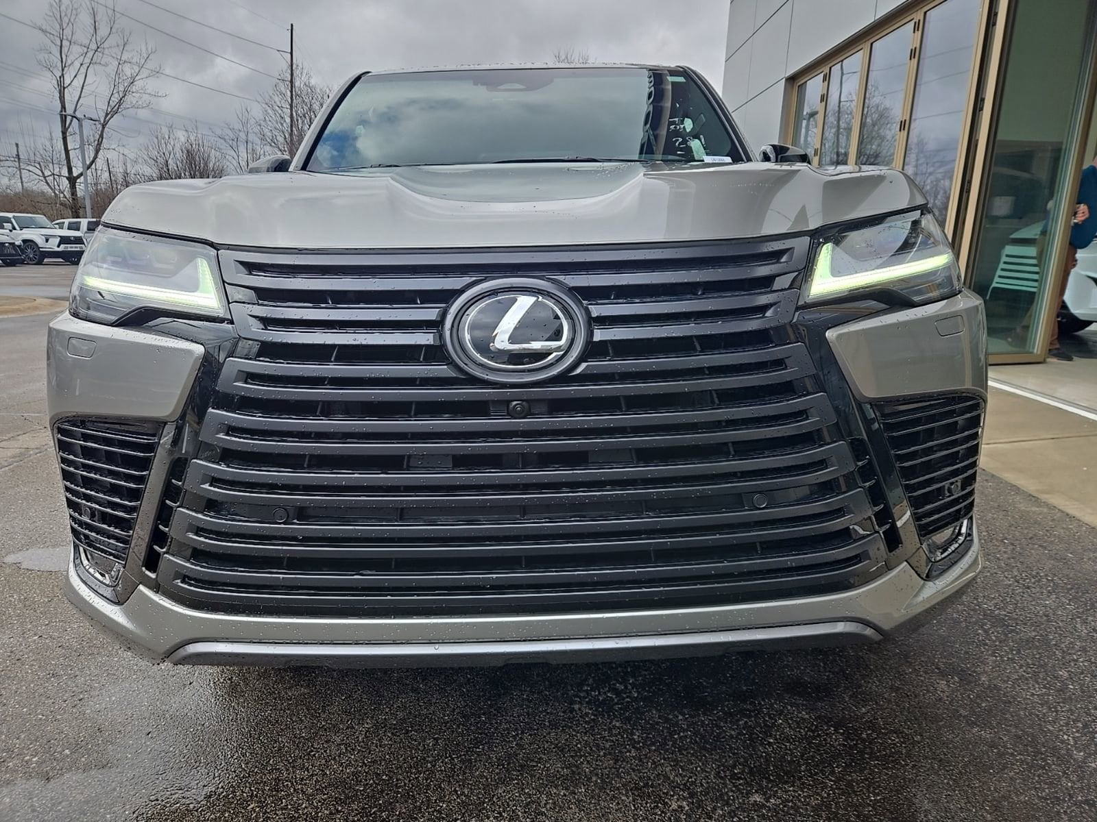 2026 Lexus LX 700h Luxury - Photo 4