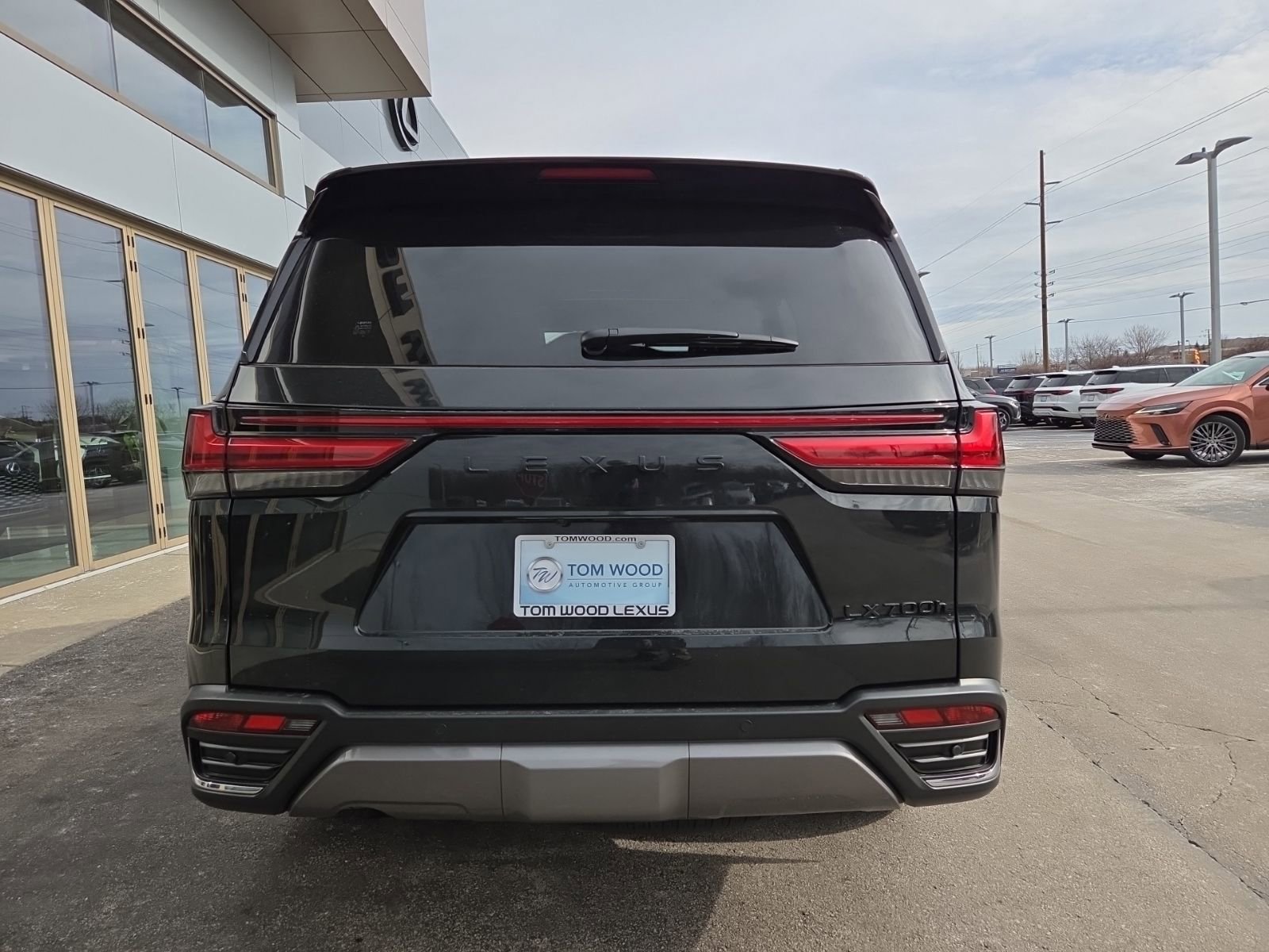 2025 Lexus LX 700h Luxury - Photo 9