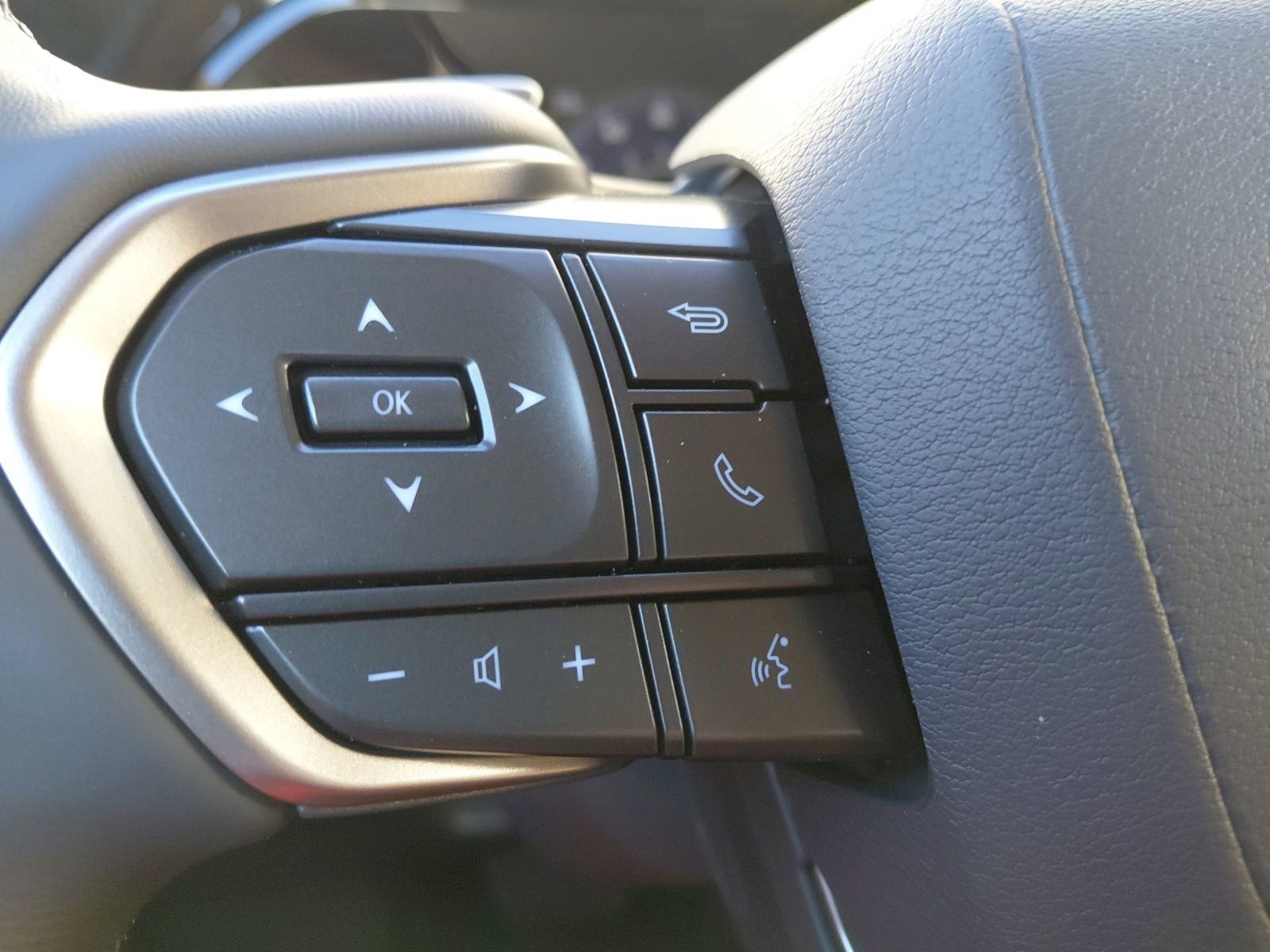 2026 Lexus NX 450h+ Premium - Photo 32