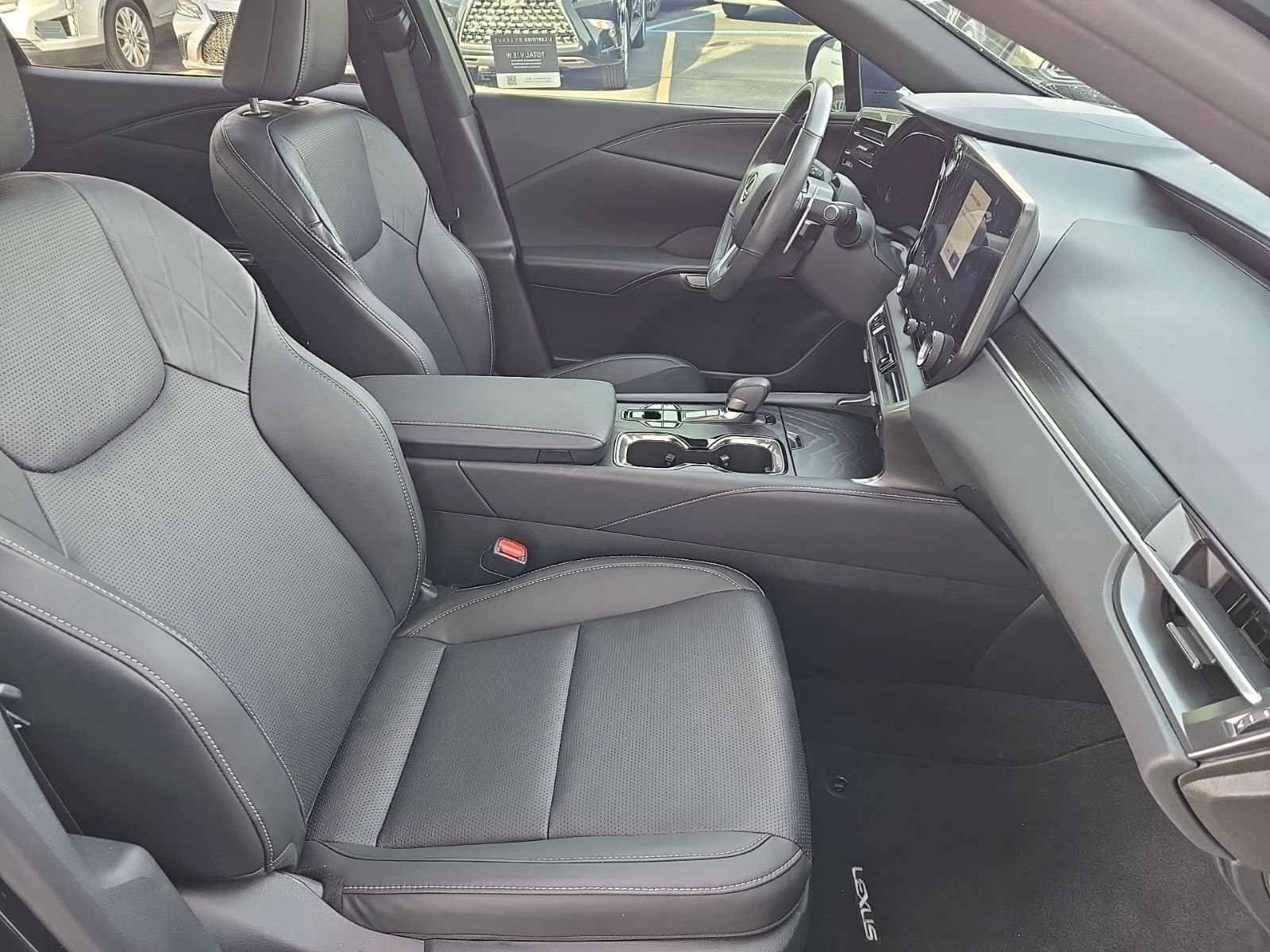 2024 Lexus RX 350 - Photo 24