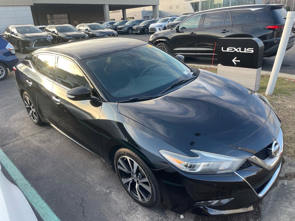 Used 2017 Nissan Maxima 3.5 SV Sedan