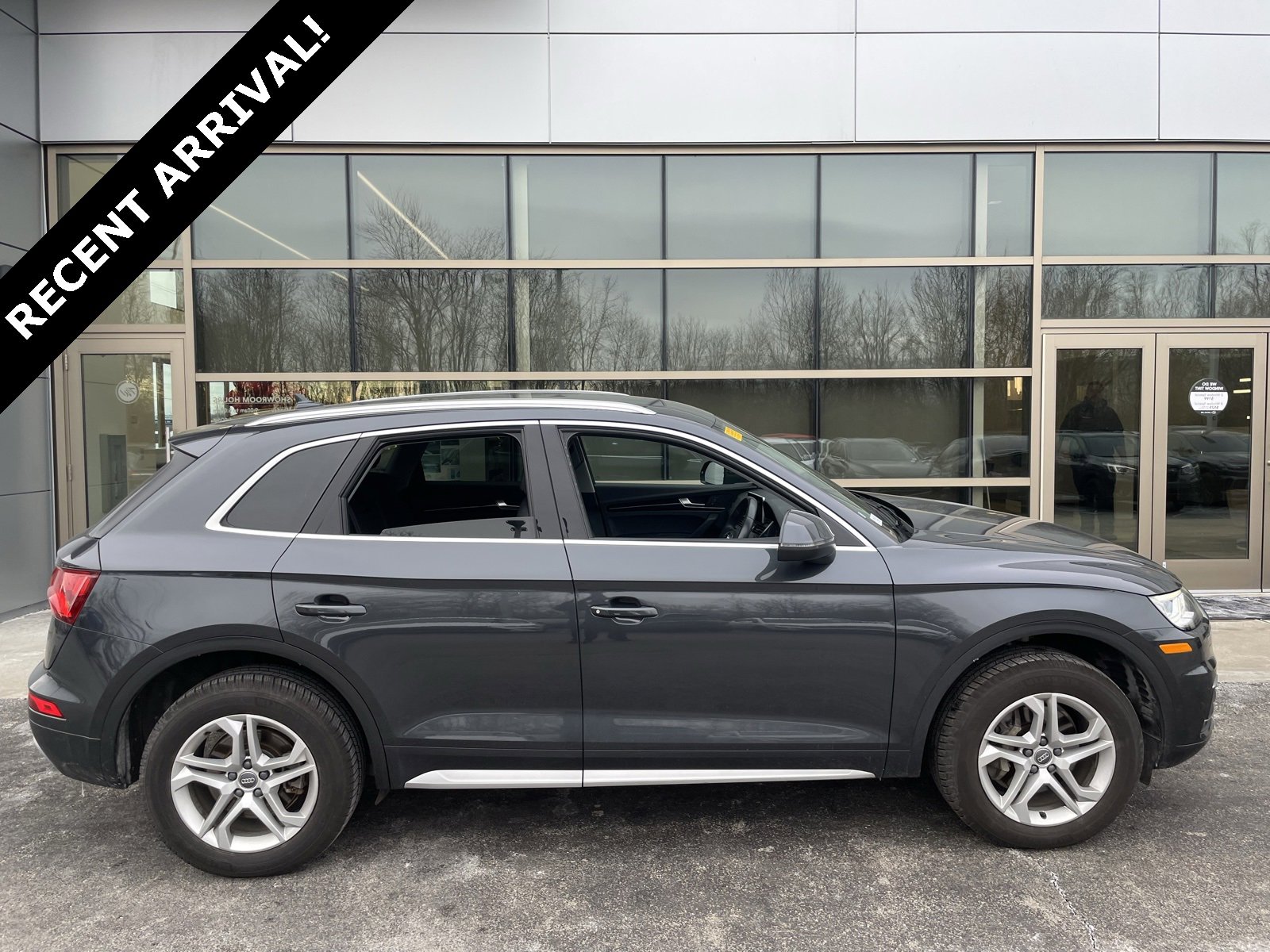 2018 Audi Q5 Premium Plus's photo