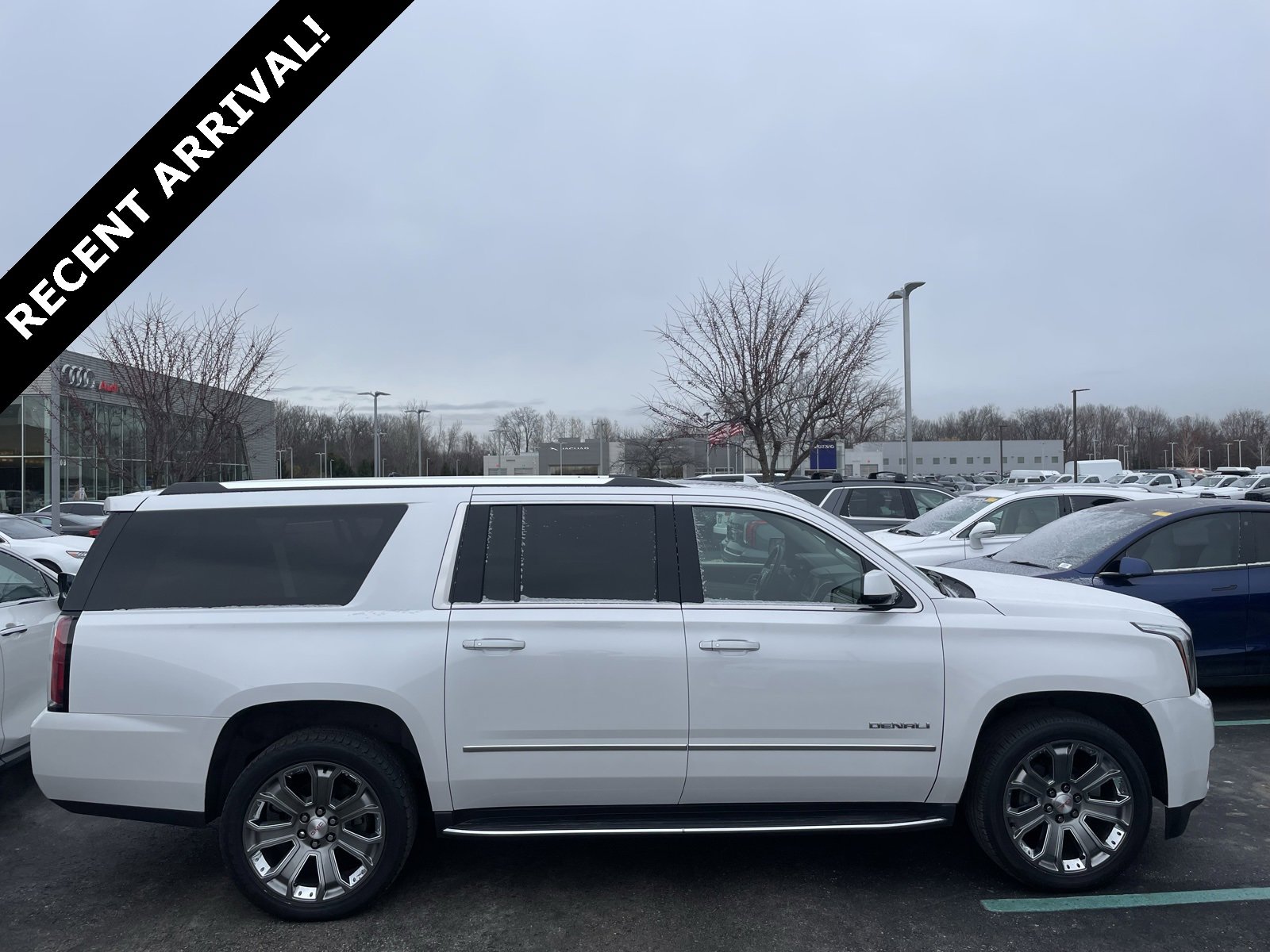 2017 GMC Yukon XL Denali's photo
