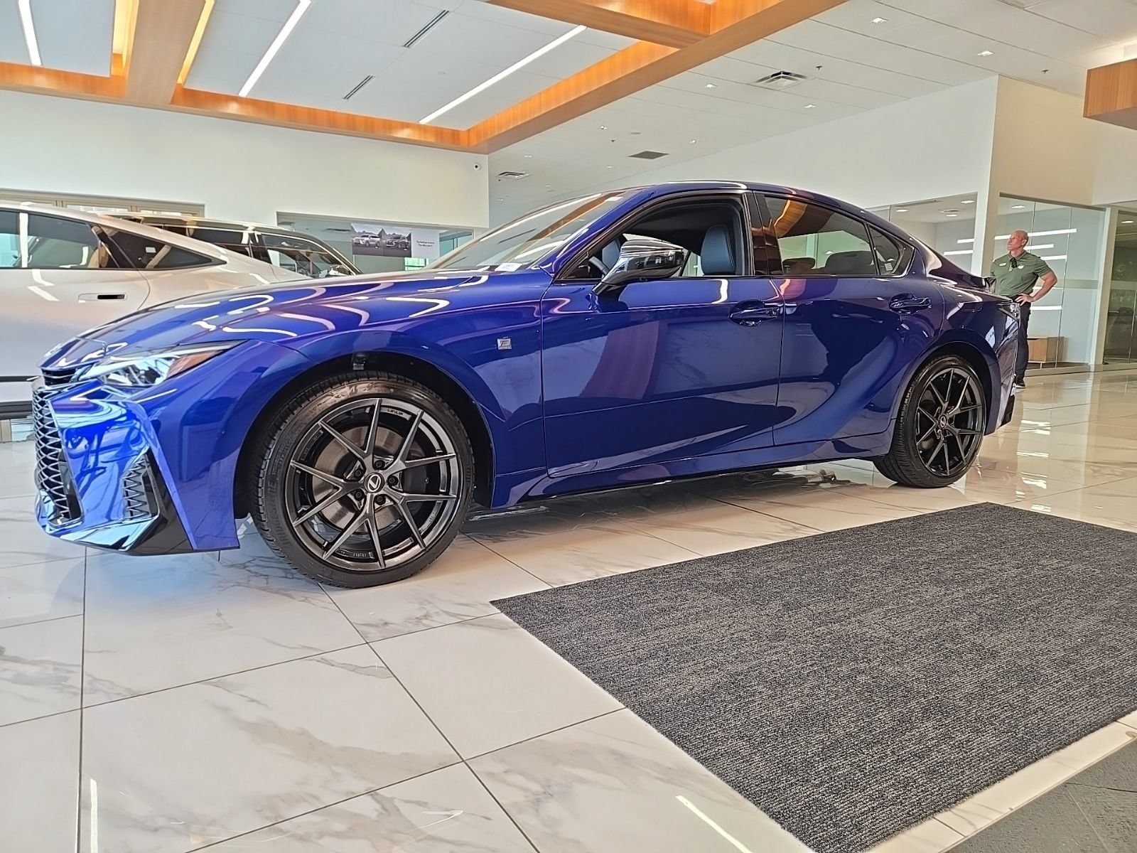 2026 Lexus IS 350 F SPORT DESIGN - Photo 9