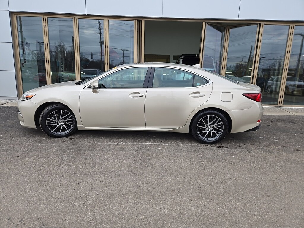 Used 2016 Lexus ES 350 Sedan