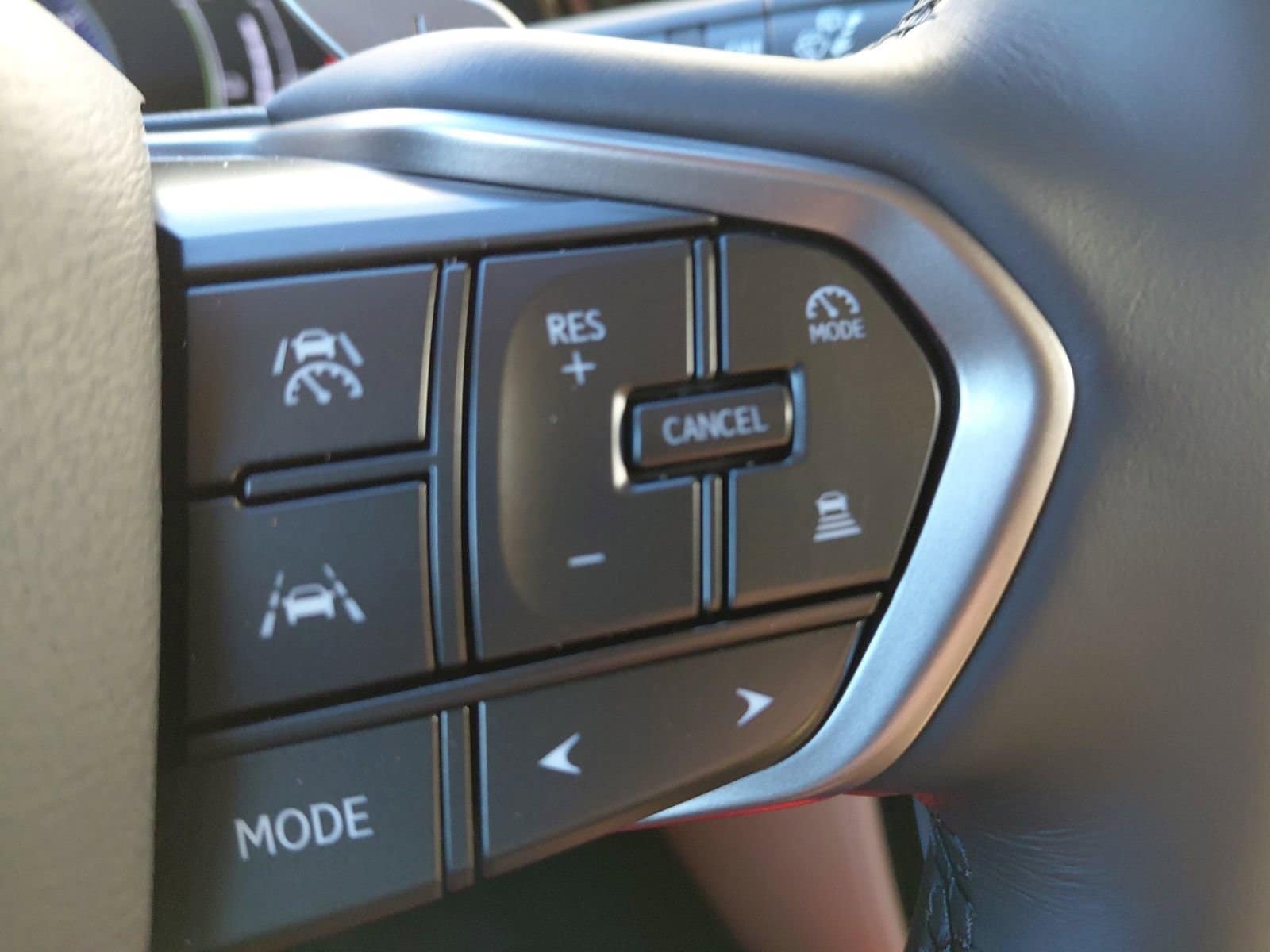 2026 Lexus NX 450h+ Premium - Photo 33