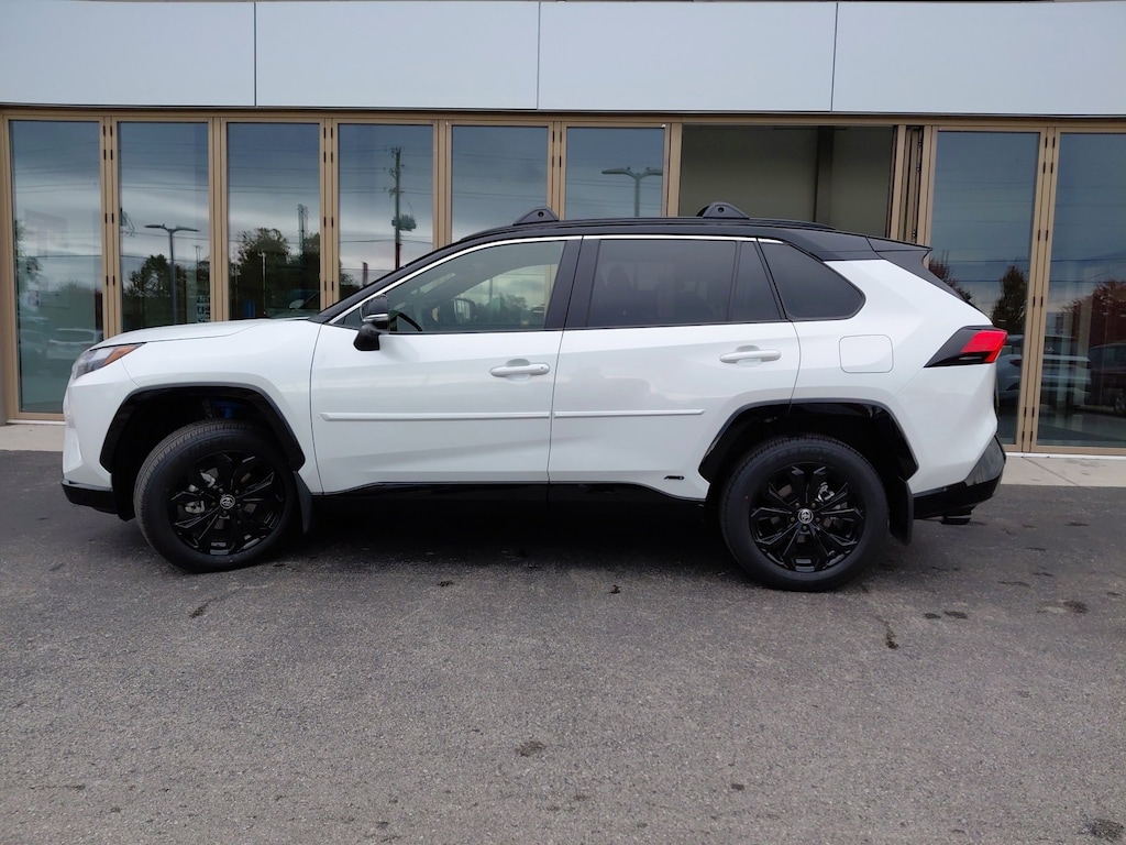 Used 2025 Toyota RAV4 Hybrid XSE SUV