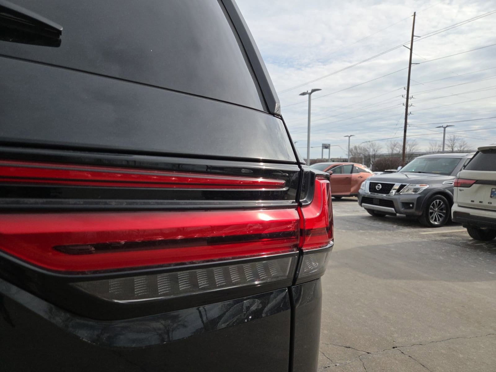 2025 Lexus LX 700h Luxury - Photo 10