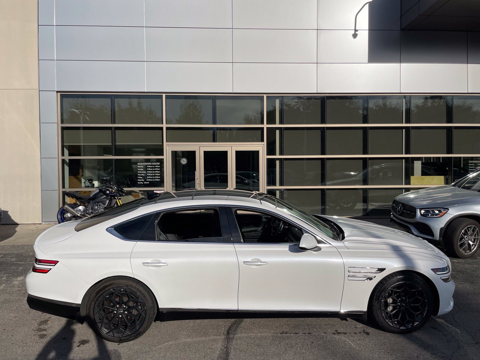 2021 GENESIS G80