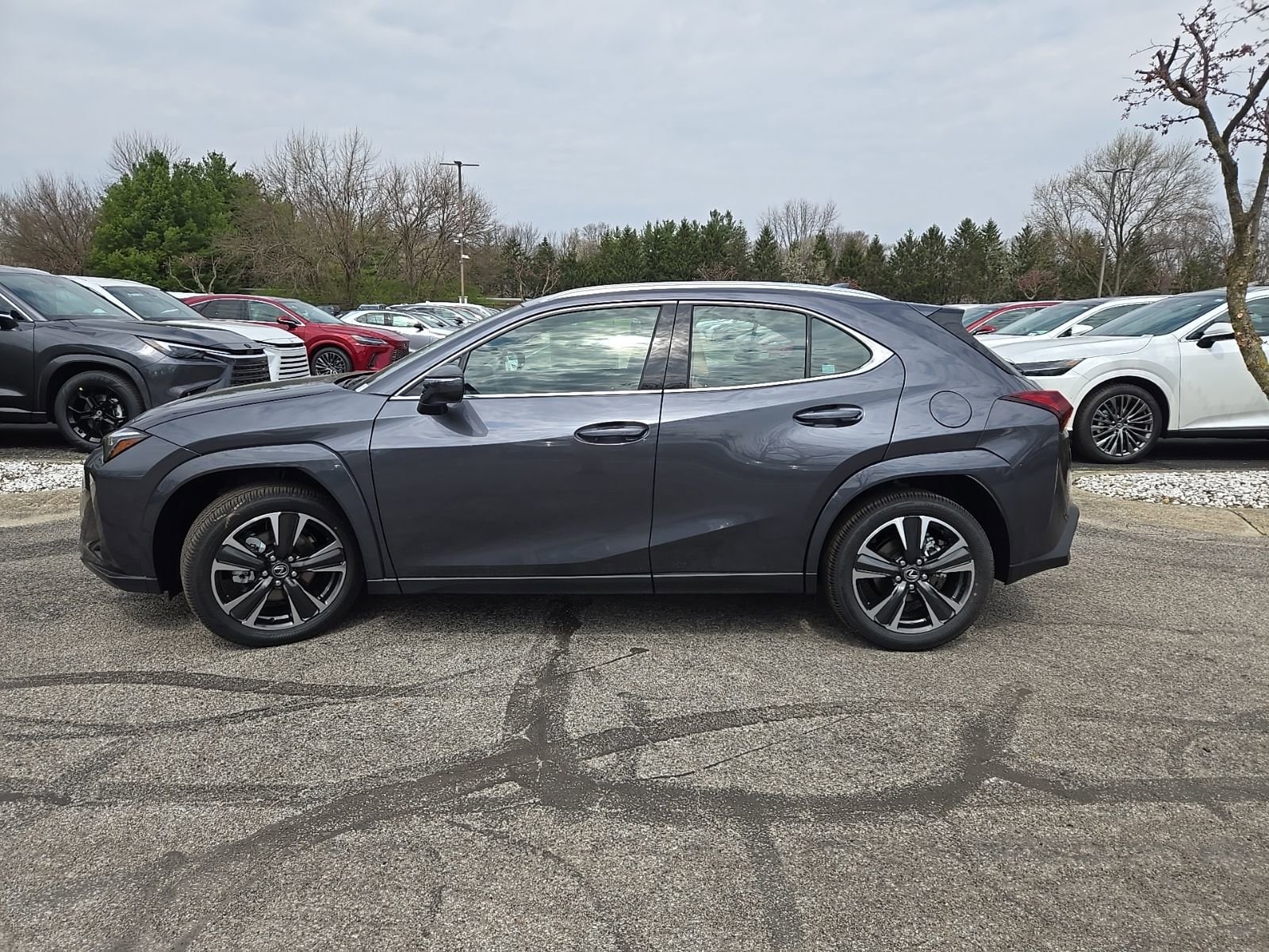 2026 Lexus UX Hybrid 300h Premium - Photo 16