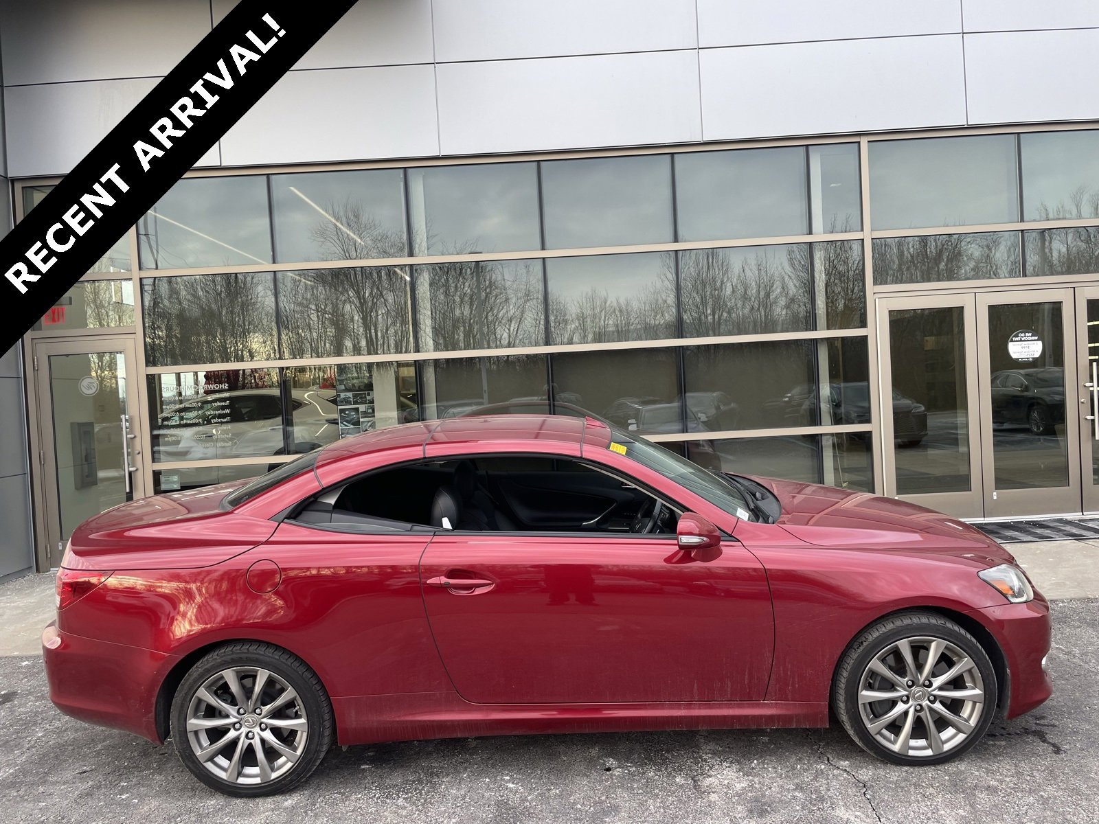 2014 Lexus IS 350's photo