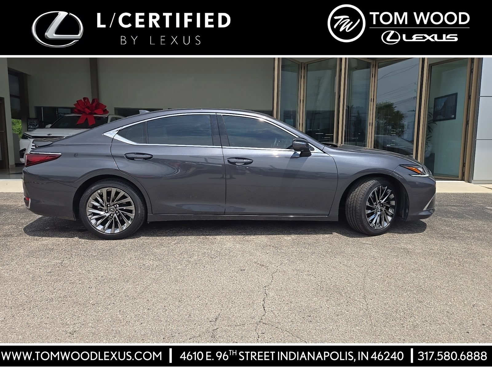 2025 Lexus ES 300h 300h Ultra Luxury's photo