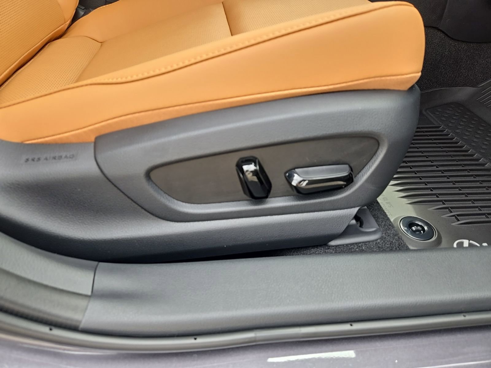 2026 Lexus UX Hybrid 300h Premium - Photo 25