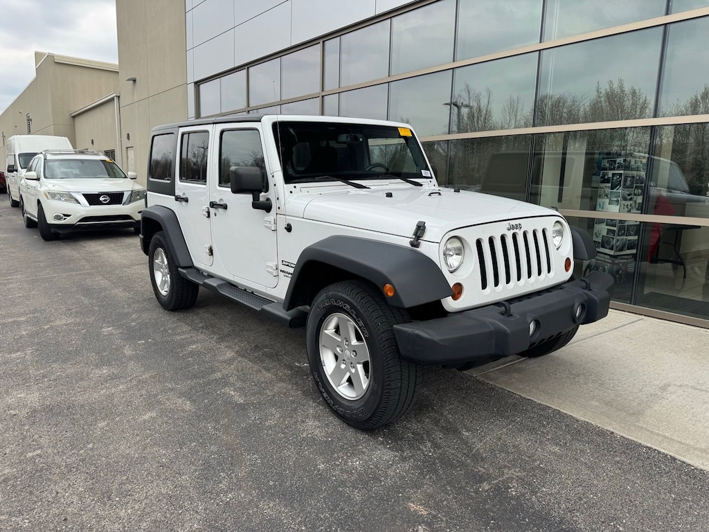 Used 2013 Jeep Wrangler Unlimited Sport SUV