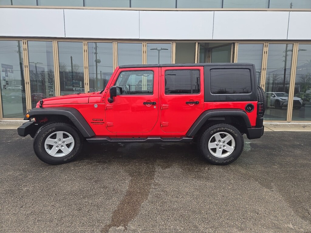 Used 2016 Jeep Wrangler Unlimited Sport SUV