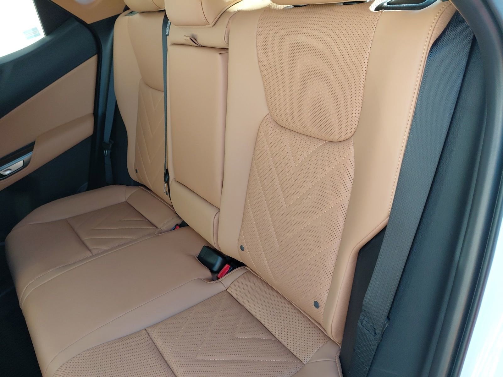 2026 Lexus NX 450h+ Premium - Photo 27