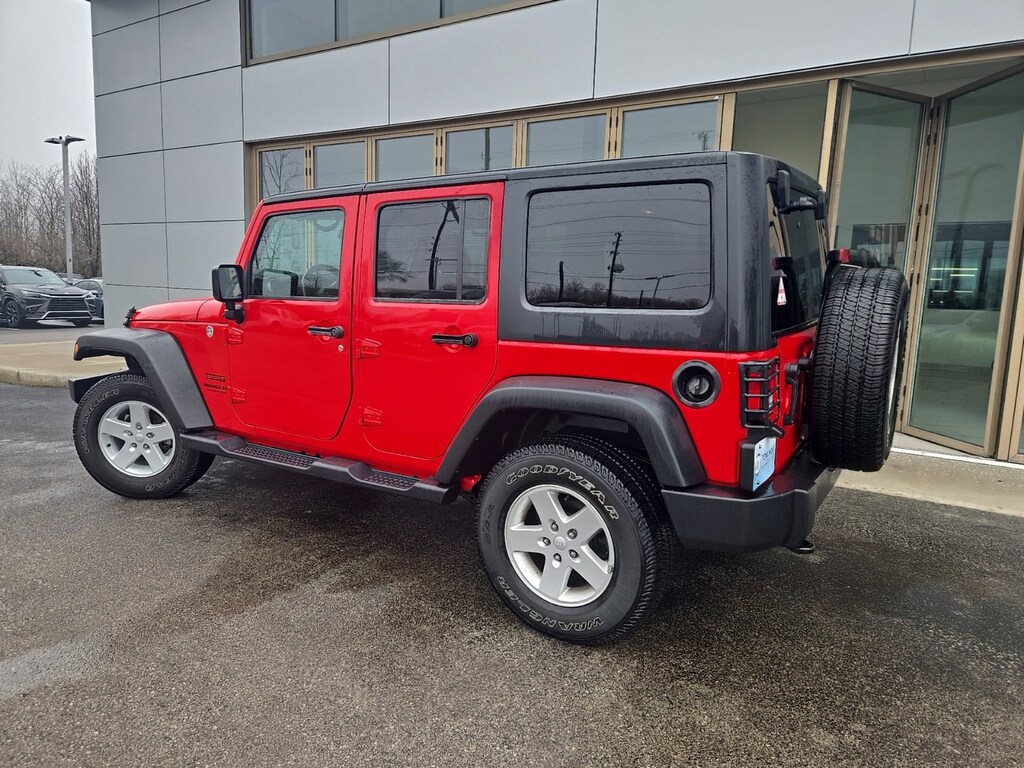 Used 2016 Jeep Wrangler Unlimited Sport SUV