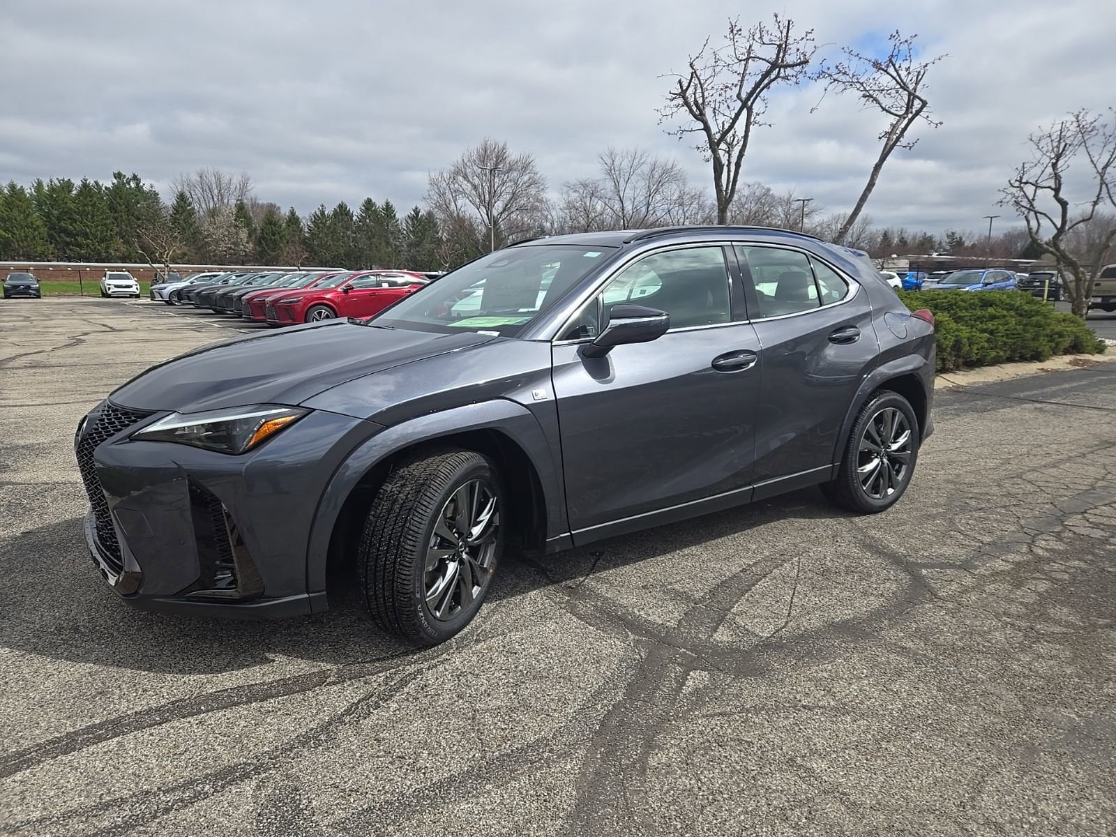 2026 Lexus UX Hybrid 300h F Sport Design - Photo 9