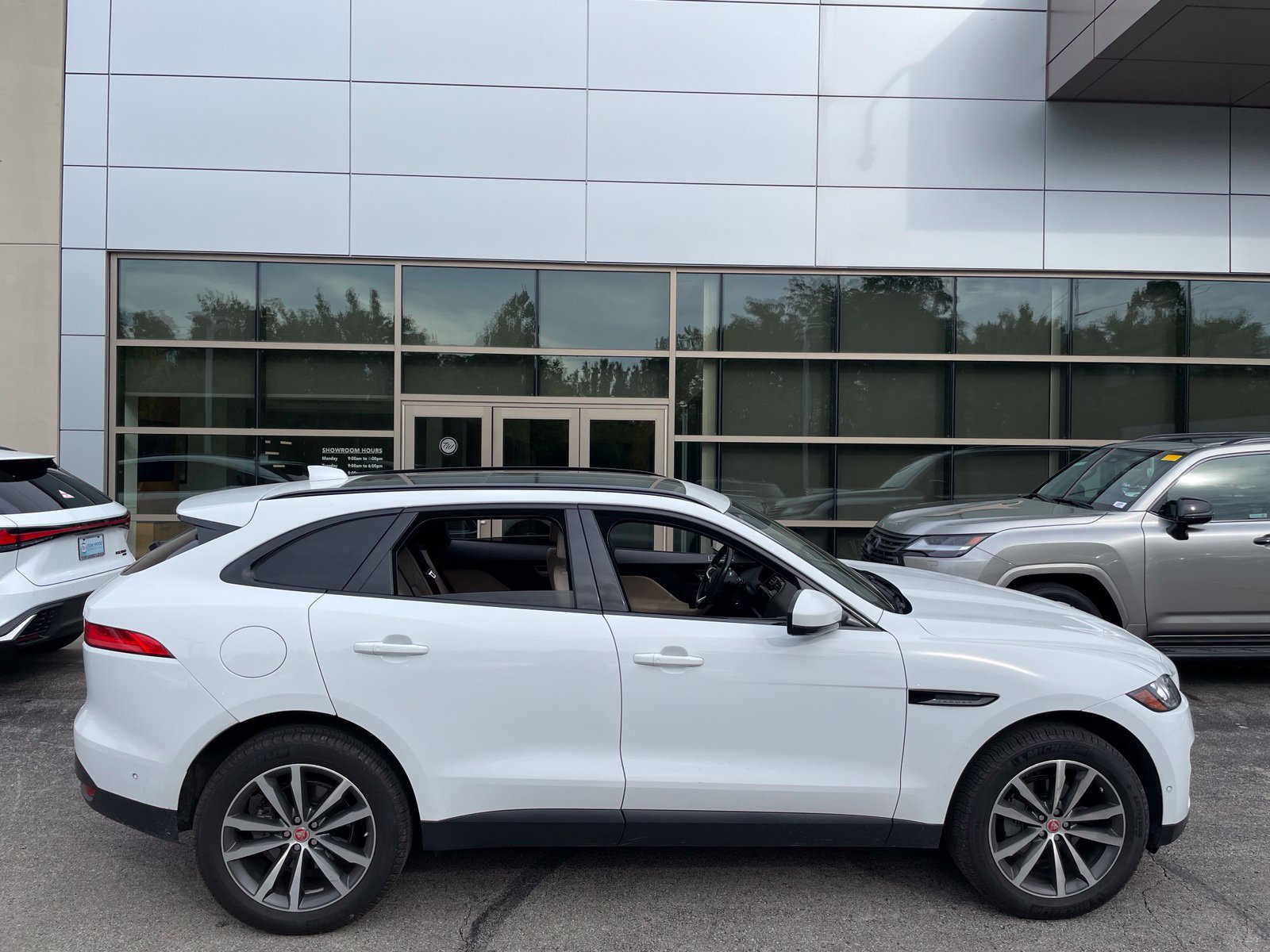2019 Jaguar F-Pace