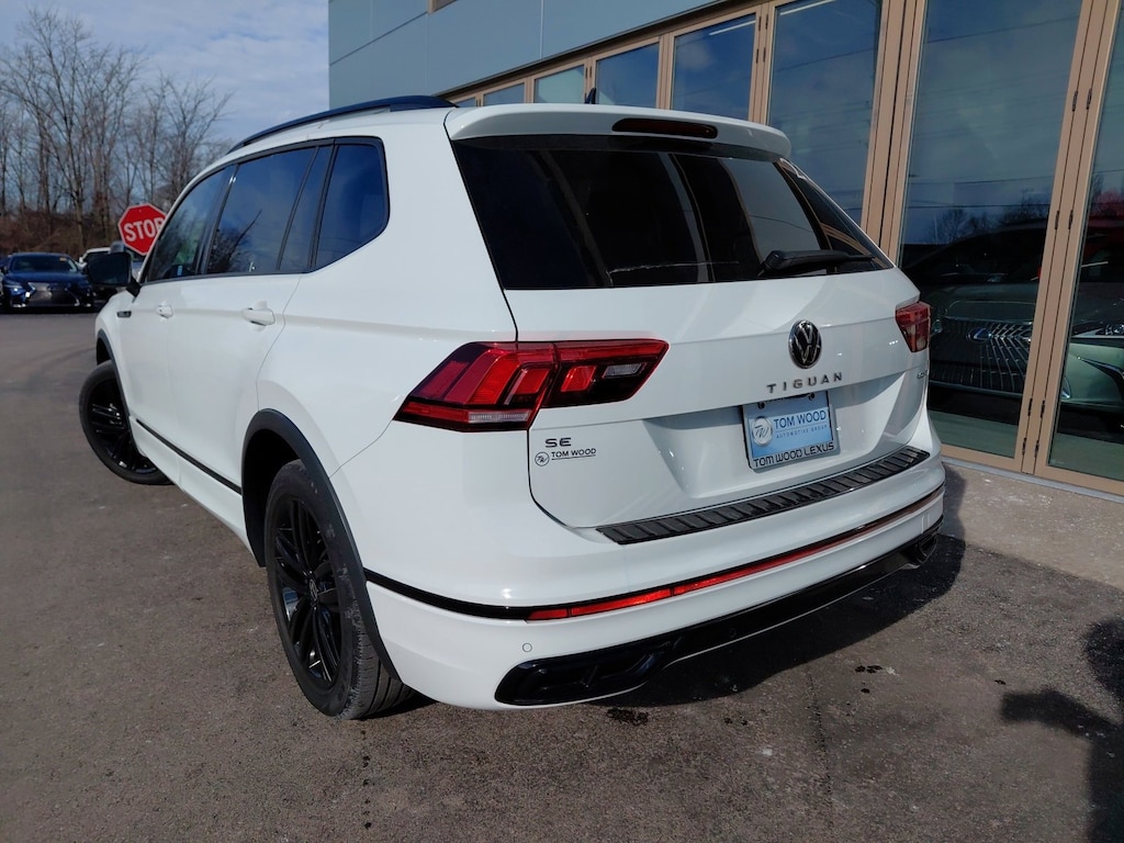 Used 2022 Volkswagen Tiguan 2.0T SE R-Line Black SUV