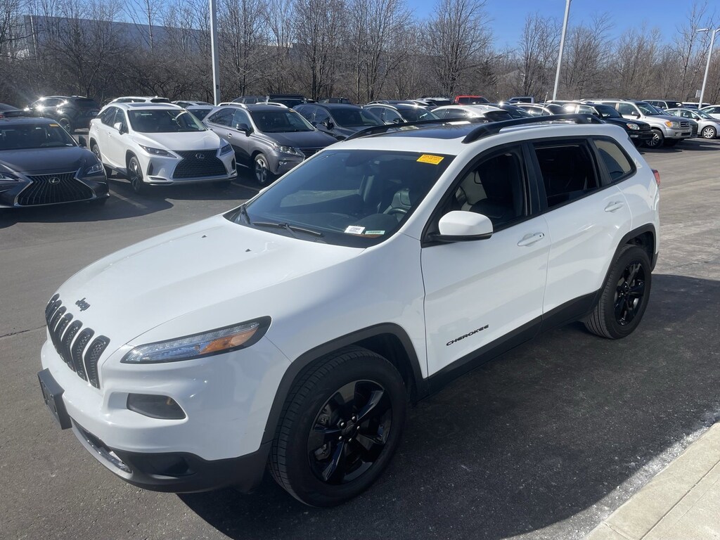 Used 2016 Jeep Cherokee High Altitude SUV