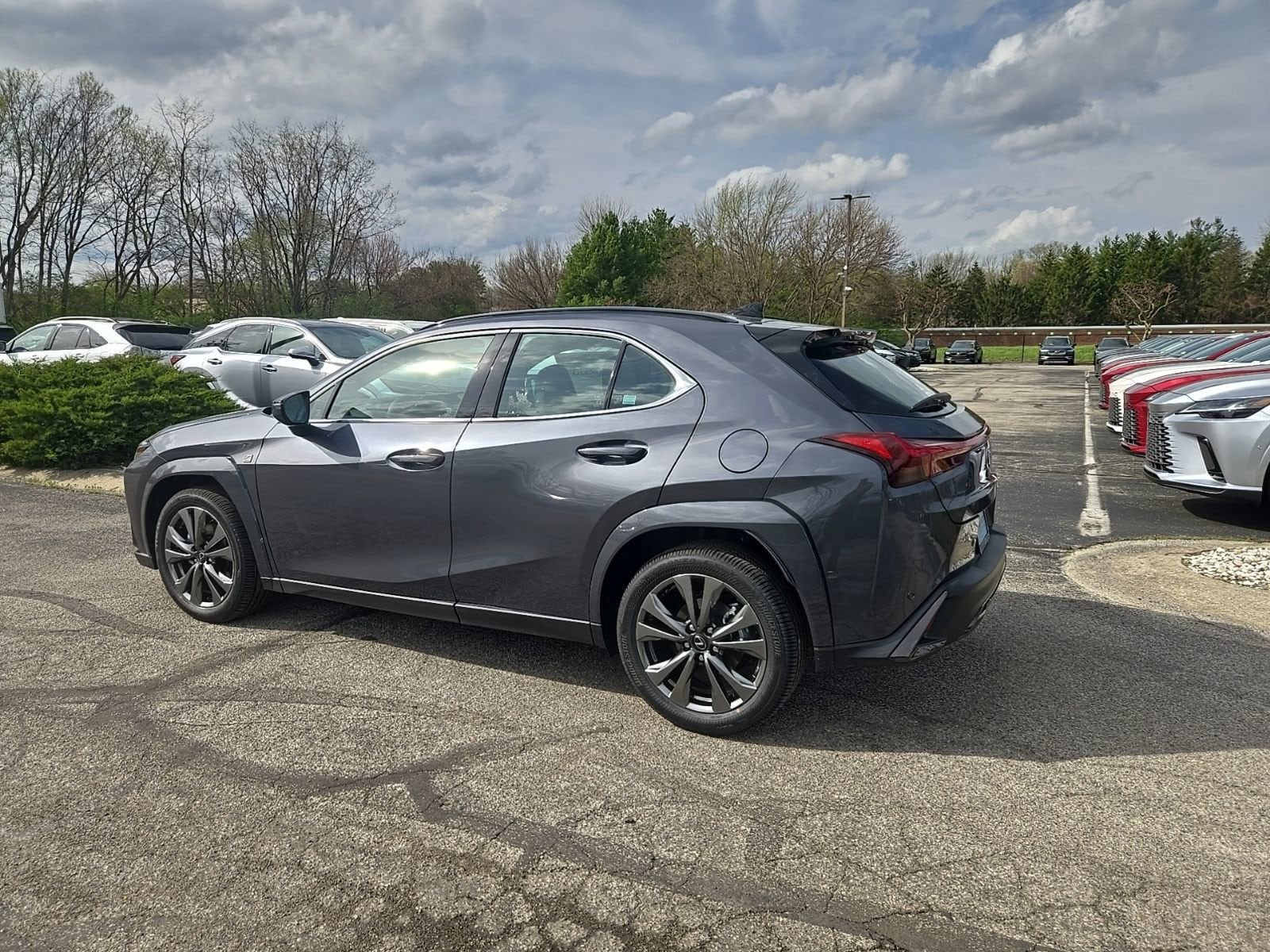 2026 Lexus UX Hybrid 300h F Sport Design - Photo 18