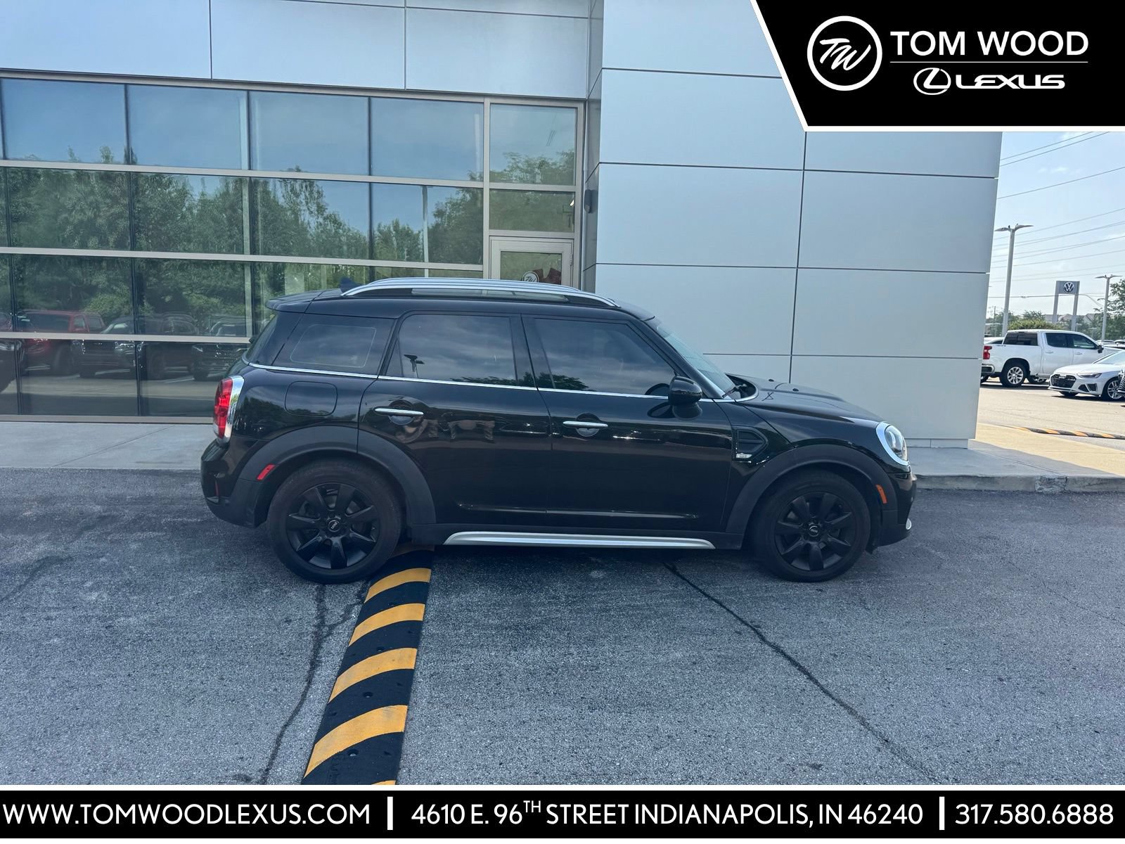 2019 MINI Countryman Cooper Signature's photo