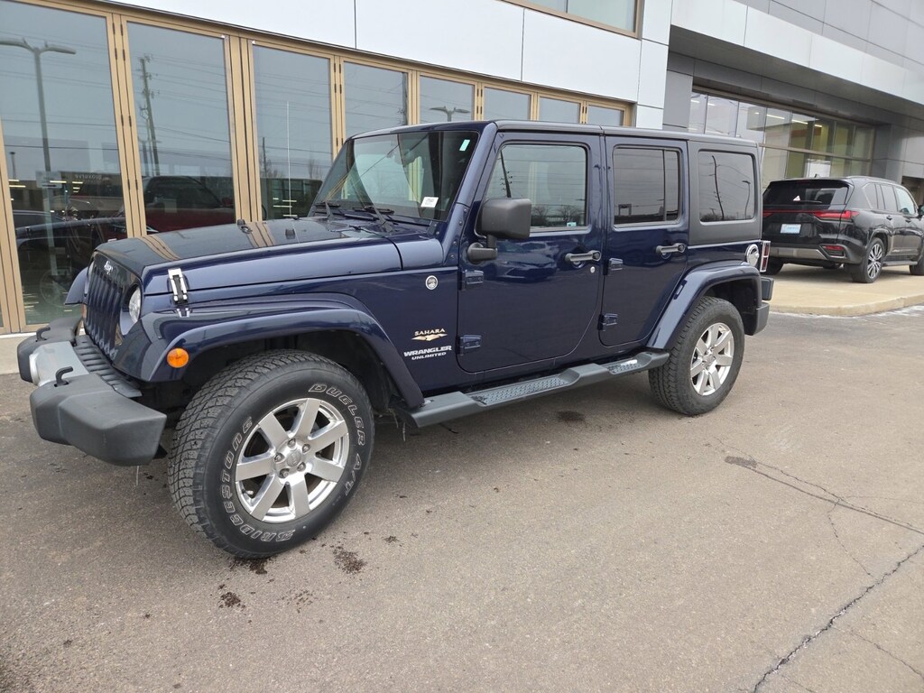 Used 2013 Jeep Wrangler Unlimited Sahara SUV