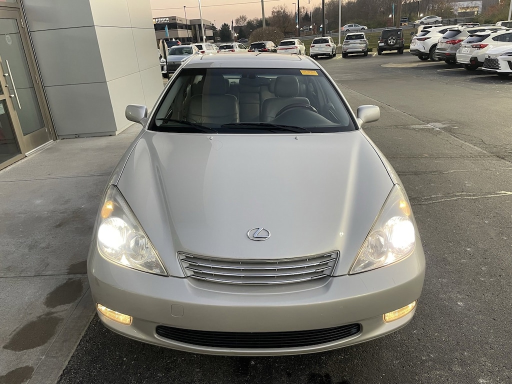 Used 2004 Lexus ES 330 Sedan