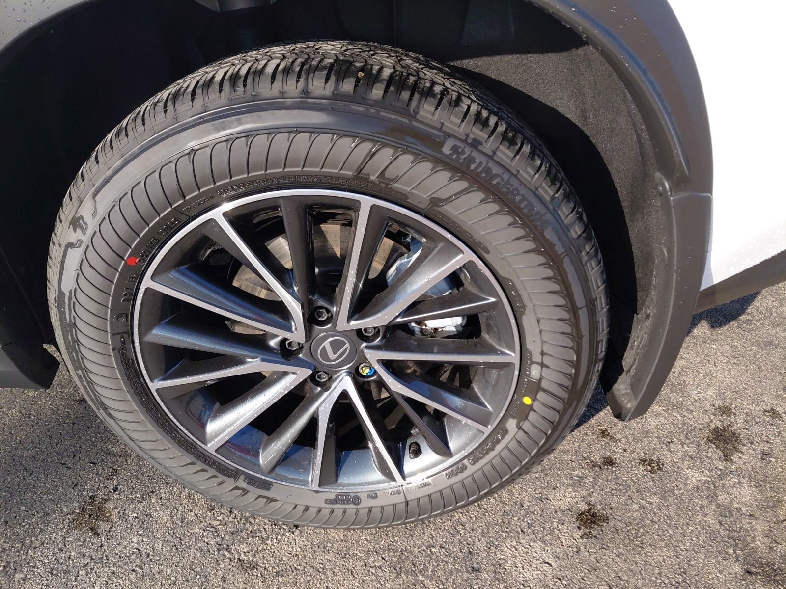 2026 Lexus NX 450h+ Premium - Photo 15