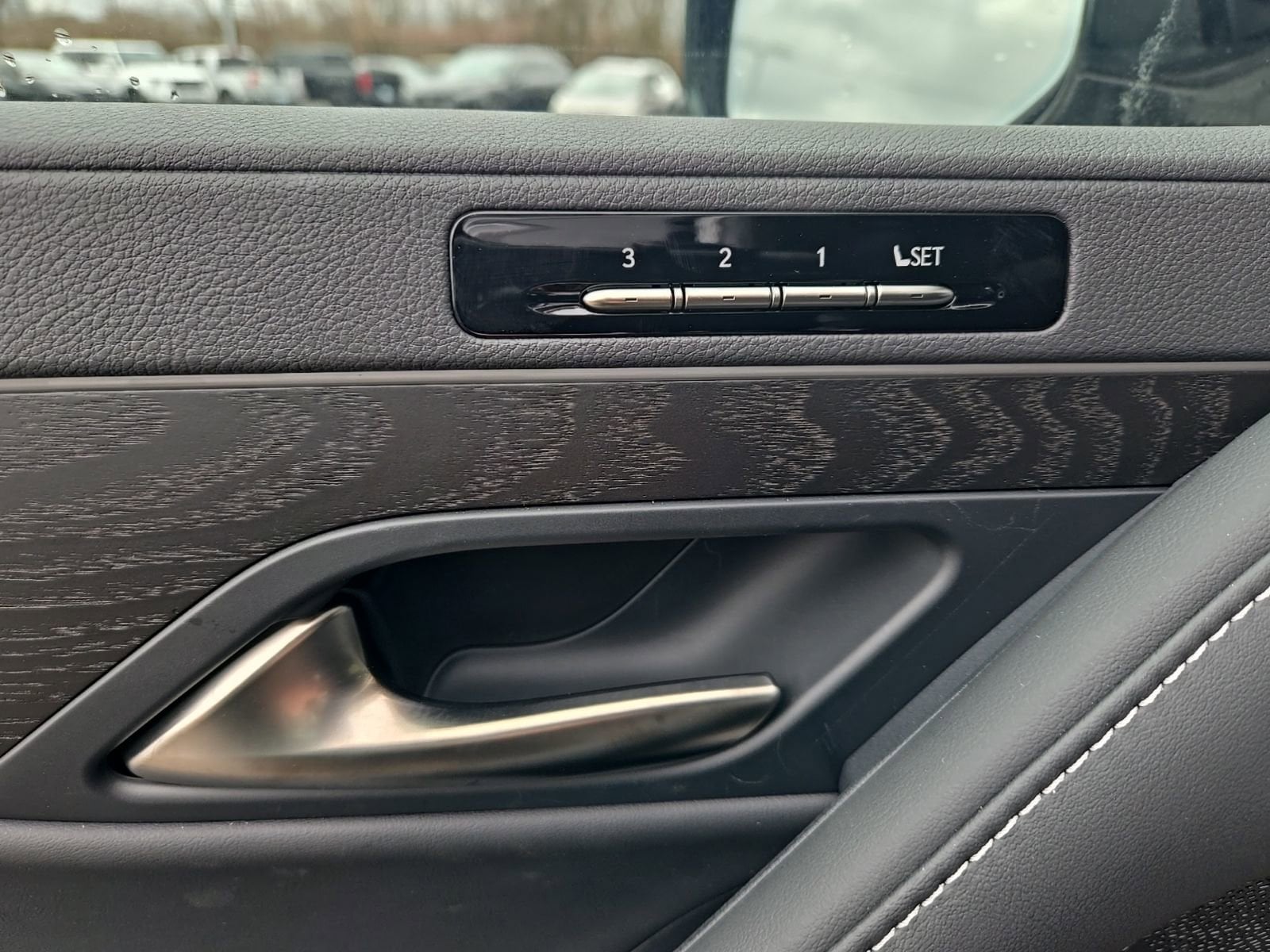 2026 Lexus LX 700h Luxury - Photo 23