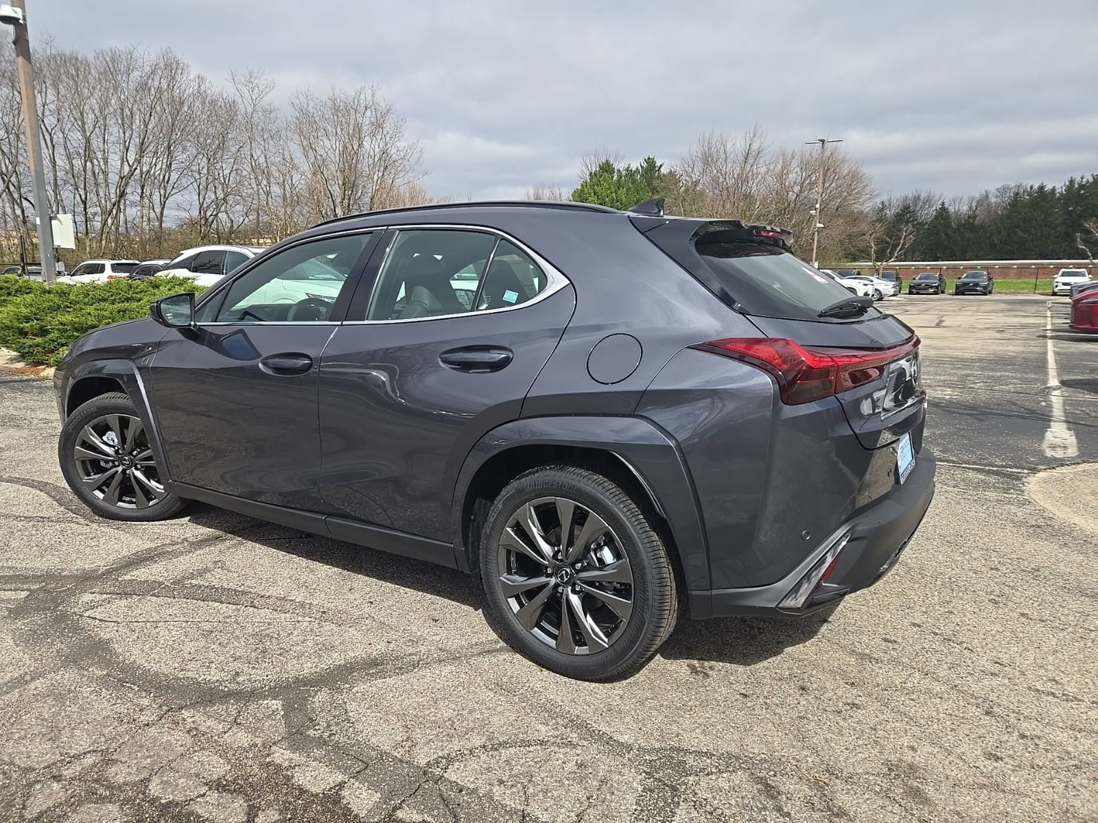 2026 Lexus UX Hybrid 300h F Sport Design - Photo 11