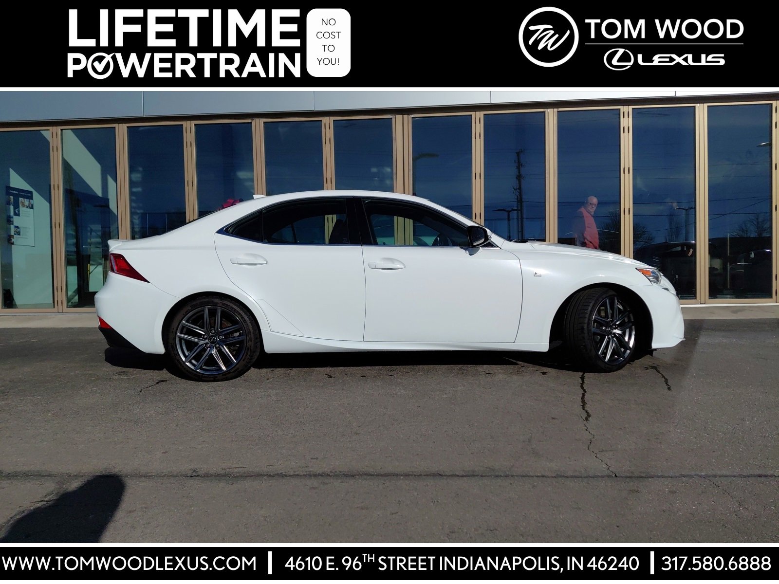 2016 Lexus IS 350's photo