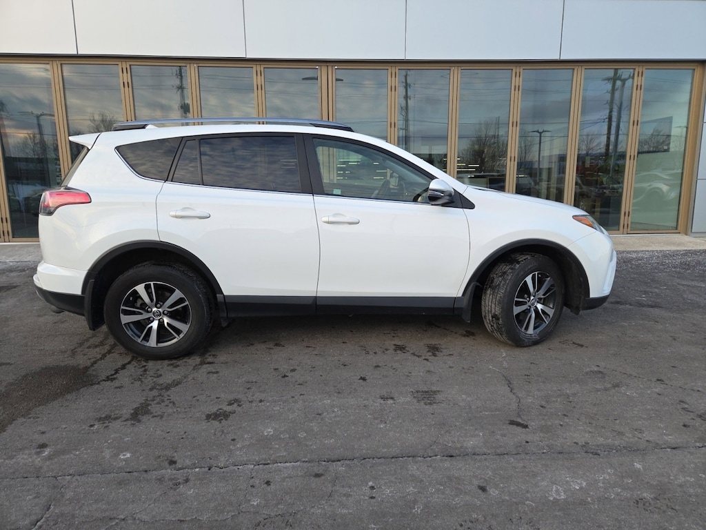 Used 2017 Toyota RAV4 XLE SUV