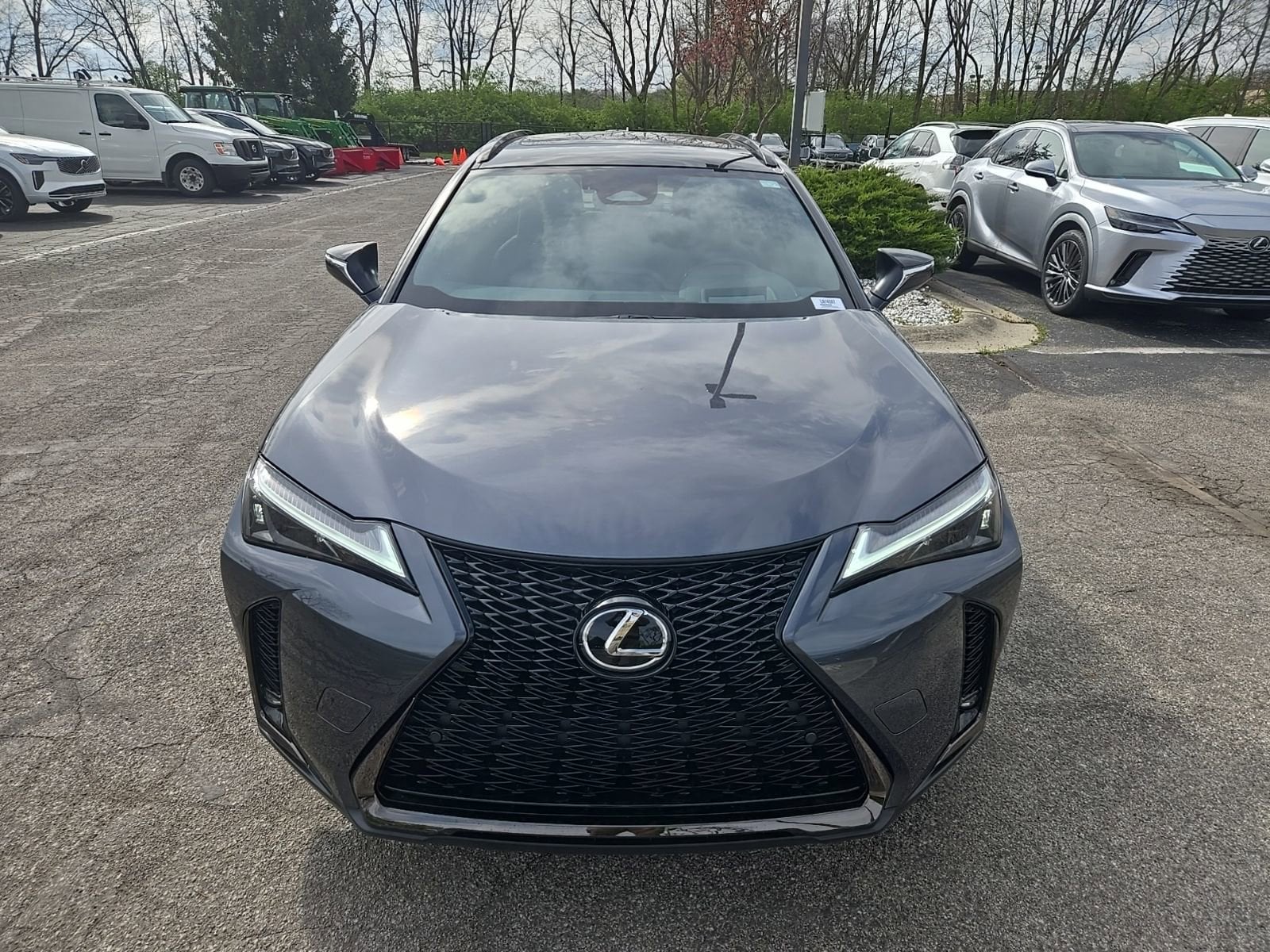 2026 Lexus UX Hybrid 300h F Sport Design - Photo 3