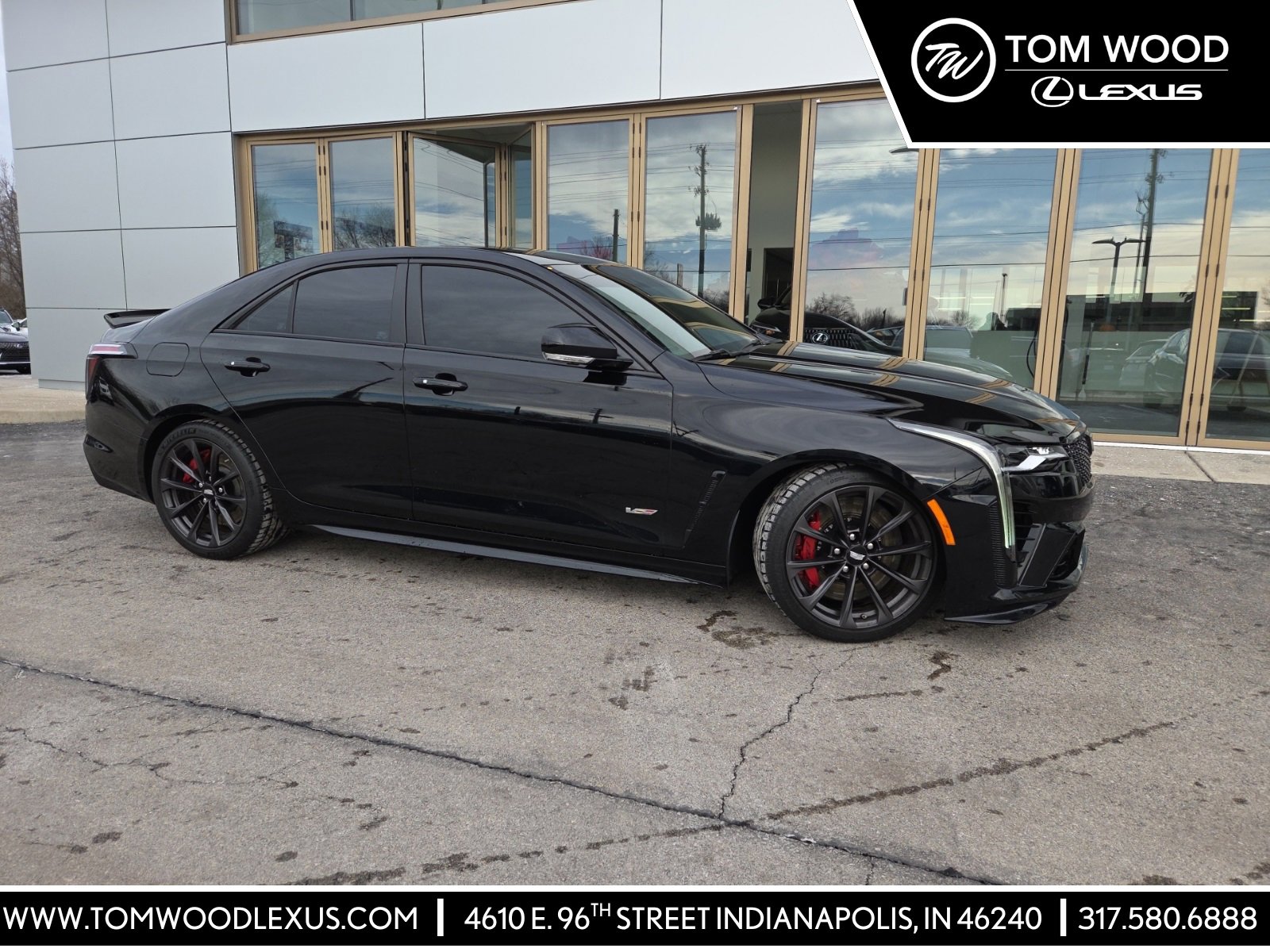 2023 Cadillac CT4 V-Series Blackwing's photo